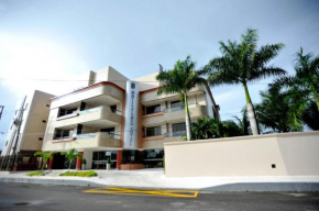  Mavil Plaza Hotel  Парагоминас